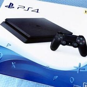 新品 [SONY PlayStation 4 ジェット・ブラック 500GB CUH-2200AB Ps4 プレイステーション4]
