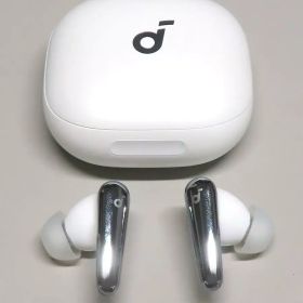 【中古】ヘッドフォン Anker 完全ワイヤレスイヤホン Soundcore Liberty 4 Pro(パールホワイト) [A3954N21]