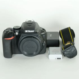 [美品 | シャッター数3,206回] Nikon D5600 [ボディ] | デジタル一眼レフカメラ