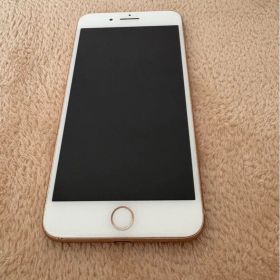 iPhone8 Plus 本体