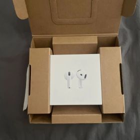 AirPods 4 本体 早い者勝ち