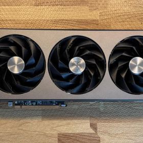 SAPPHIRE NITRO+ Radeon RX 7800 XT 中古品