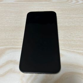 Apple iPhone 13 ブラック 本体