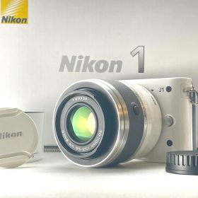 【ショット数約3200・返品保証】Nikon1 J1 ホワイト30-110レンズ