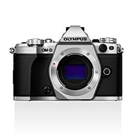OLYMPUS ミラーレス一眼カメラ OM-D E-M5 MarkII ボディー シルバー E-M5 MarkIIBody (中古品)