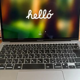 MacBook Air:M1/13インチ、8GB RAM、256GB