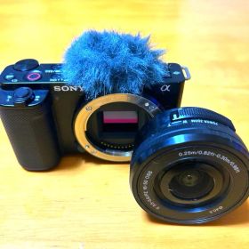 SONY α ZV-E10 ￼ズームレンズ付き 大人気機種 特別価格で
