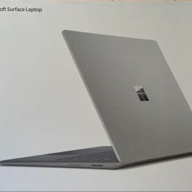 Microsoft Surface Laptop 第1世代 /8GB/125GB