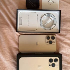 iPhone 13 Pro 256gb gold SIMフリー値下げしました