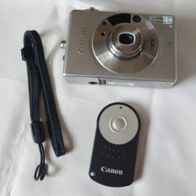 Canon IXY320
