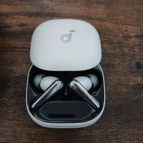 Anker Soundcore Liberty 4 Pro ホワイト