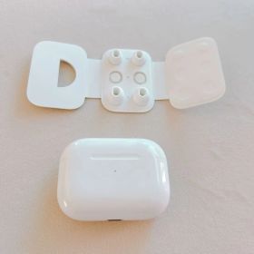 AirPods Pro 2 USB-C 充電