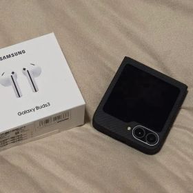 Samsung Galaxy Z Flip 6 本体 イヤホン付属