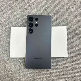 美品【国内版】Galaxy s25ultra 512GB ケース、フィルム付き！