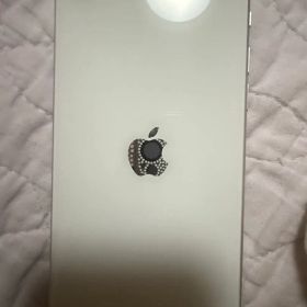 Apple iPhone SE (第2世代) ホワイト SIMフリー