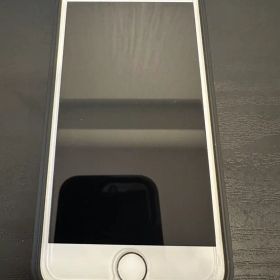 iPhone 8 シルバー 64GB_1