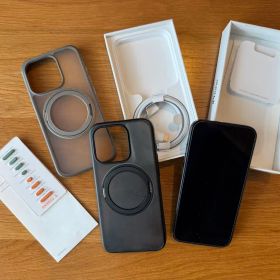 【超美品】香港版iPhone15Pro256GBバッテリー89% おまけ付き