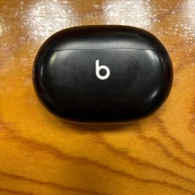 Beats Studio Buds ブラック