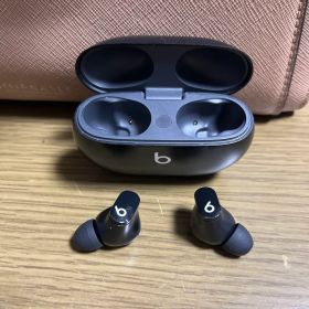 Beats Studio Buds ワイヤレスノイズキャンセリングイヤフォン