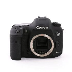 【中古】 (キヤノン) Canon EOS 7D Mark II ボディ【中古カメラ デジタル一眼】 ランク：B