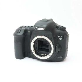 【中古】 《良品》 Canon EOS 7D Mark II ボディ 【スクリーン部品交換/各部点検済】 [ デジタルカメラ ]