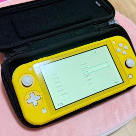 Nintendo Switch Lite イエロー 本体 ケース付き