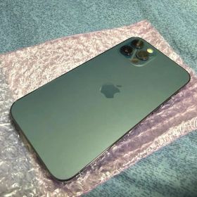 iPhone12pro256gb 美品 バッテリー交換済み100%ケース付き