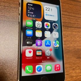 Apple iPhone SE (第3世代) ホワイトsimフリー