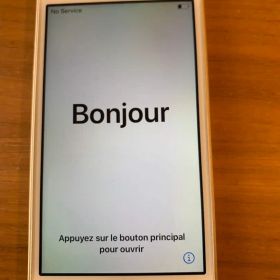 iPhone se gold 128GB MP882J/A