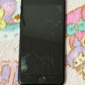 Apple iPhone SE 64G ジャンク(ブラック)