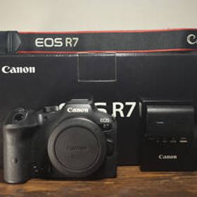 canon EOS R7