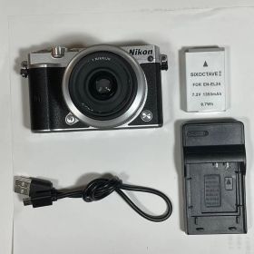 Nikon 1 J5 ミラーレスカメラ 一眼レフ Canon フジフィルム