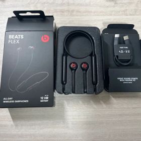 Beats Flex ワイヤレスイヤフォン 12時間バッテリー