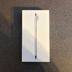 【超美品】iPhone Air 256GBクラウドホワイトSIMフリー