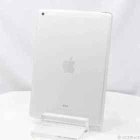 〔中古品〕 iPad 第6世代 128GB シルバー MR732J／A docomoロック解除SIMフリー【262】