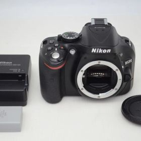 良品 Nikon ニコン D5200 ボディ デジタル一眼レフカメラ 251107b