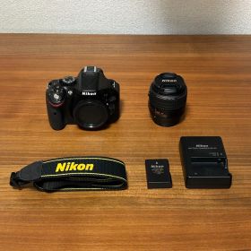 Nikon D5200 デジタル一眼レフカメラ