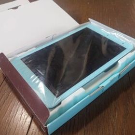 au Qua tab QZ8 タブレット 通信機器 通電確認済み 箱付き 現状品