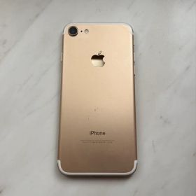iPhone 7 本体 32GB SIMフリー