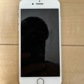 iPhone7 シルバー ジャンク品