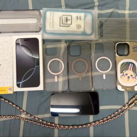 iPhone16 Pro Max 256G ホワイトチタニウム