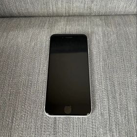 iPhone SEホワイト64G