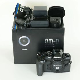 [美品 | シャッター数7,090回] OLYMPUS OM-D E-M1 Mark II [ボディ] | マイクロフォーサーズマウント