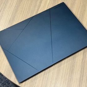 ASUS Zenbook 14 OLED UX3405MA-U7161W