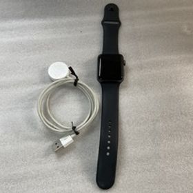 ■Apple■アップルウォッチ■Apple Watch Series 3 GPS+Cellularモデル 42mm MRQH2J/A■中古■ ★即決★
