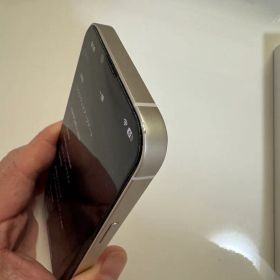 Apple iPhone 14ホワイト 本体