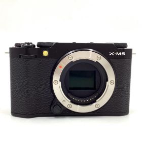FUJIFILM デジタル一眼 FUJIFILM X-M5 ボディ ブラック 新品未開封 即納OK【全額返金保証】【最速発送】