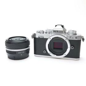 【中古】 《良品》 Nikon Z fc Z 28mm F2.8 （Special Edition）レンズキット シルバー [ デジタルカメラ ]