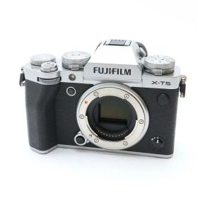 【中古】 《良品》 FUJIFILM X-T5 ボディ シルバー [ デジタルカメラ ]