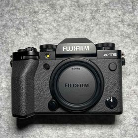 フジフイルム(富士フイルム)の富士フイルム ミラーレスデジタルカメラ X-T5 ブラック ボディ(1台)(ミラーレス一眼)